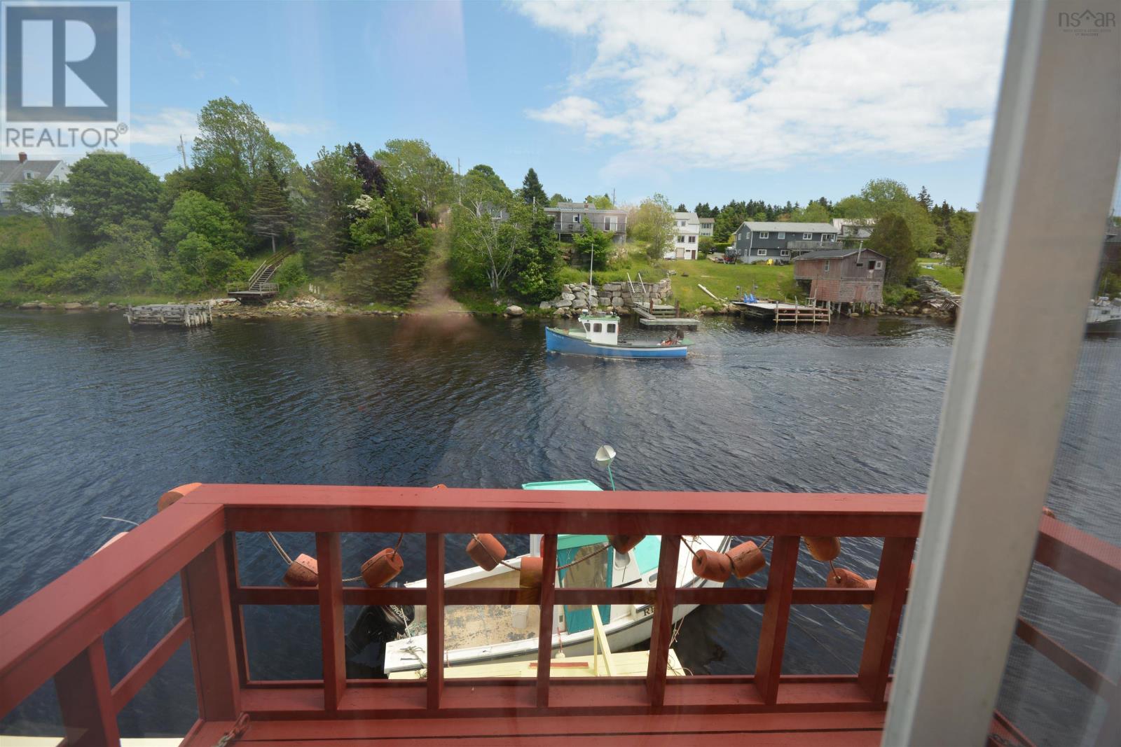 1570 John Brackett Drive Property Photo 3