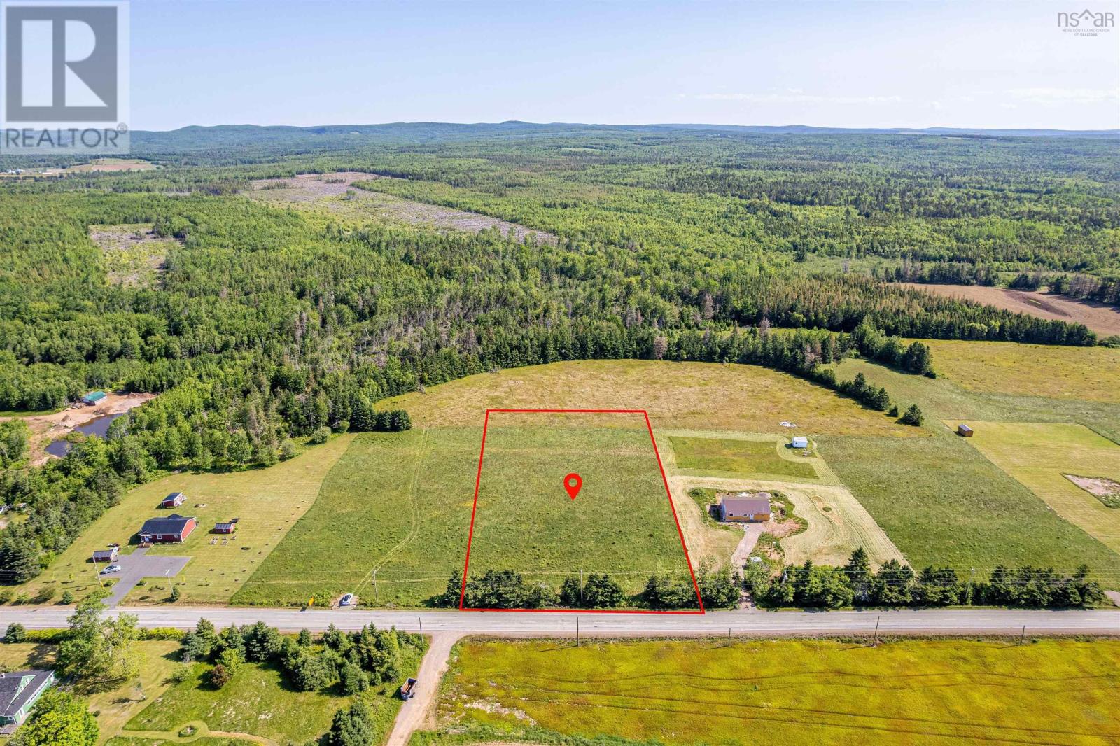 7125 Highway 2 Property Photo 1