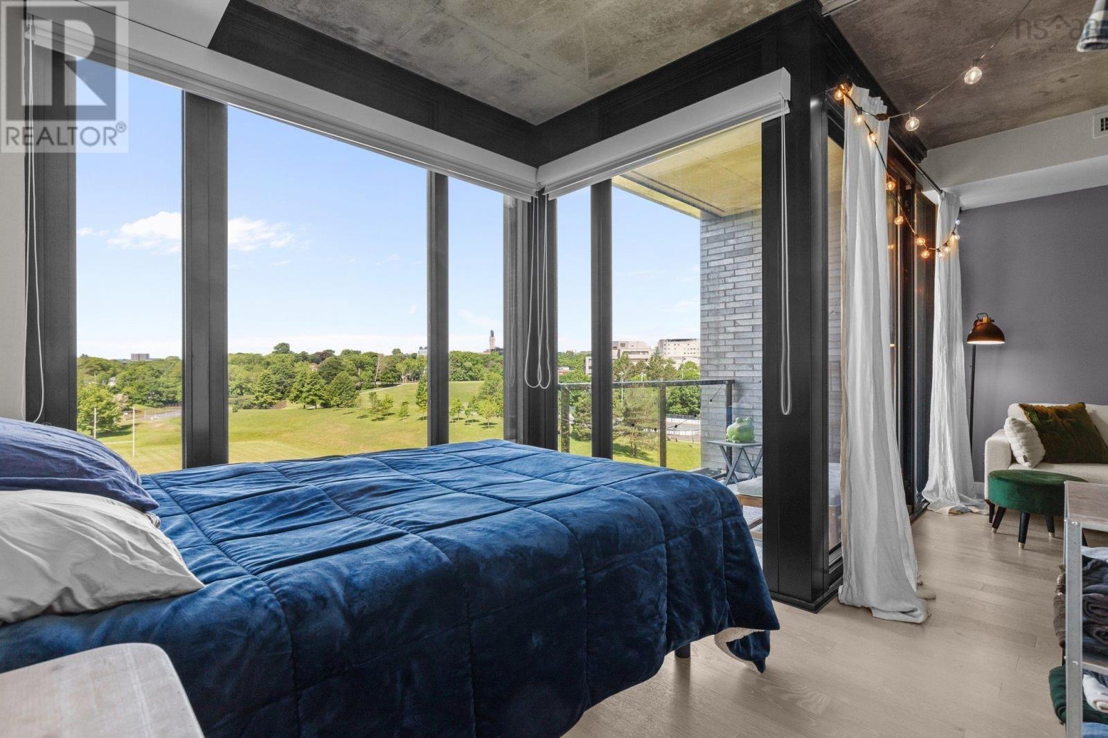 1048 Wellington Street #618 Property Photo 3