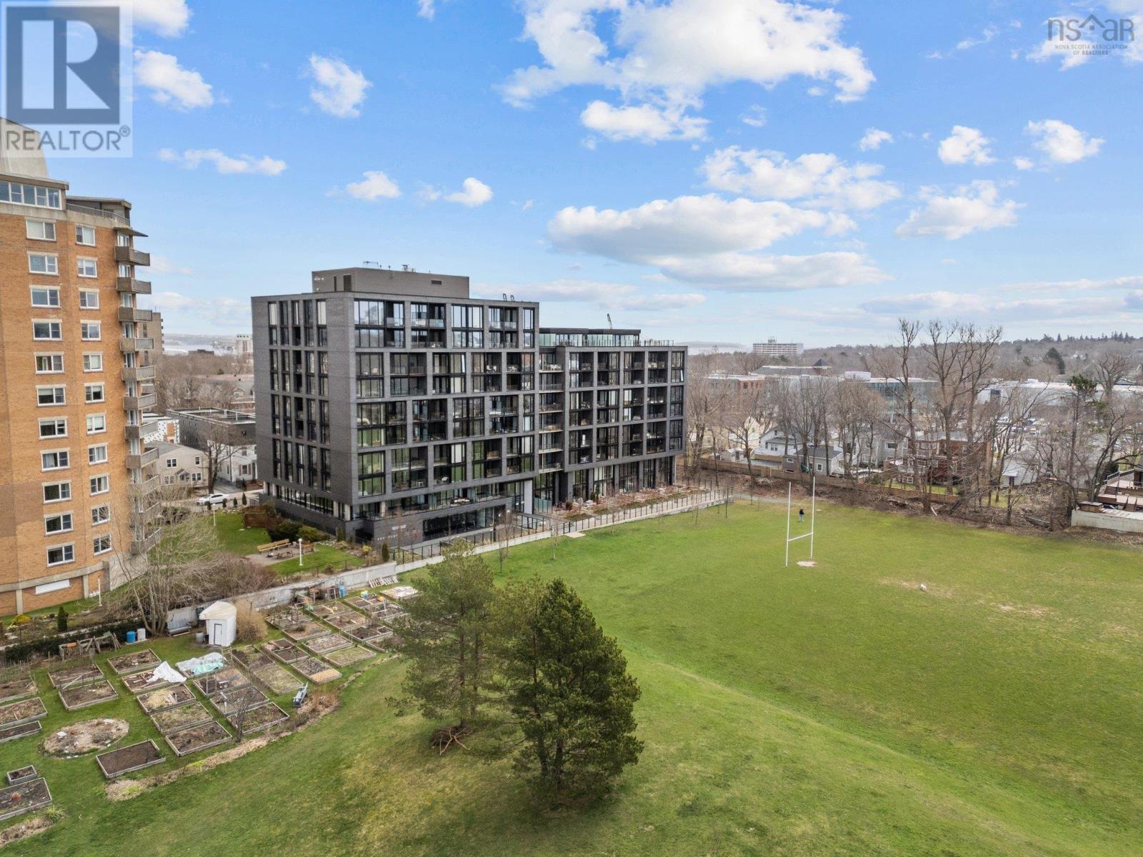 1048 Wellington Street #618 Property Photo 24