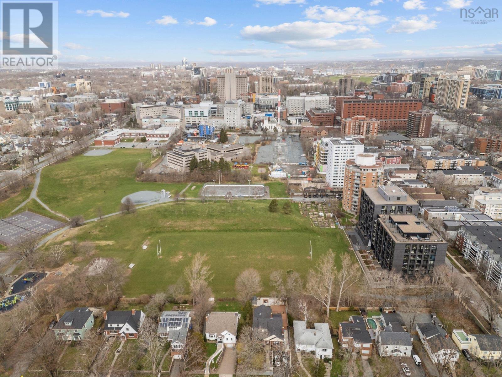 1048 Wellington Street #618 Property Photo 31