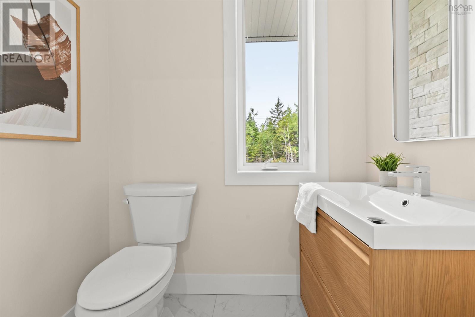 414 Canoe Crescent Property Photo 11