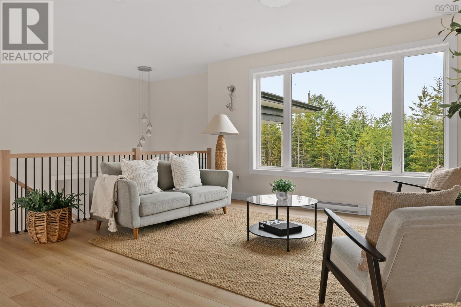 414 Canoe Crescent Property Photo 16