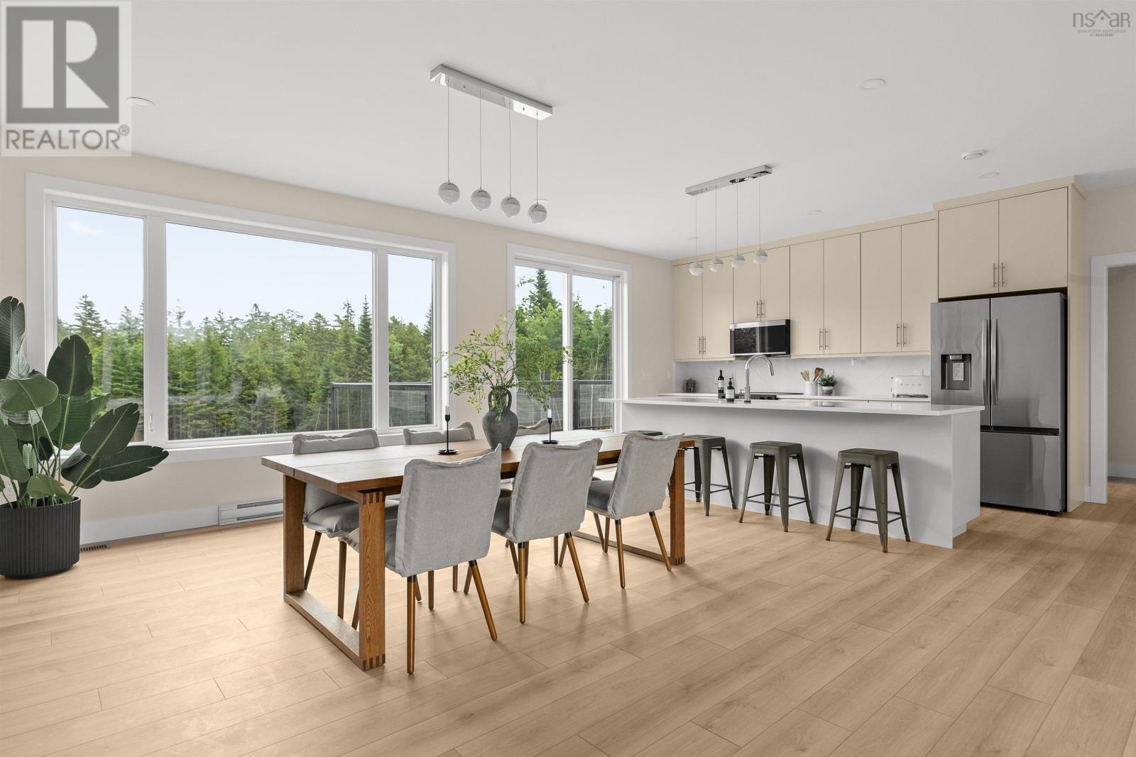 414 Canoe Crescent Property Photo 19