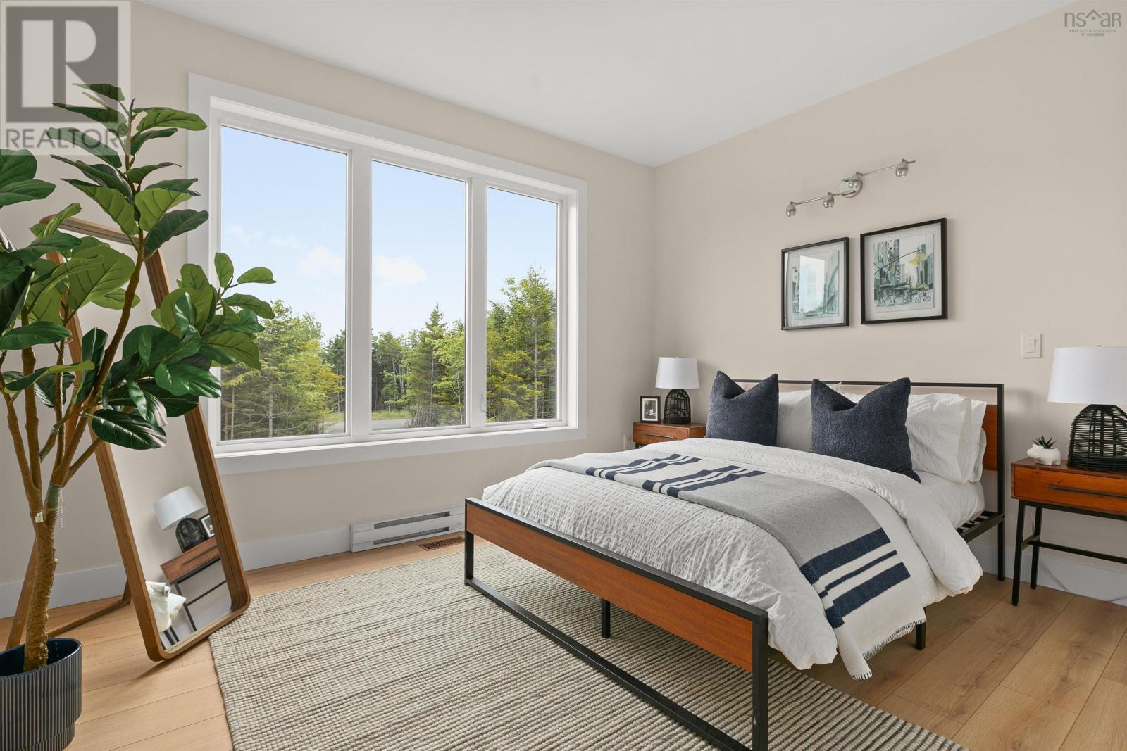 414 Canoe Crescent Property Photo 32