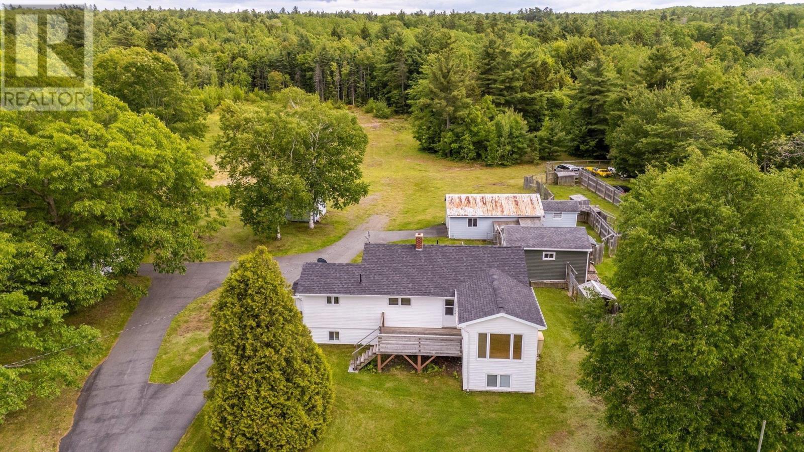 72 New Canaan Road Property Photo 1