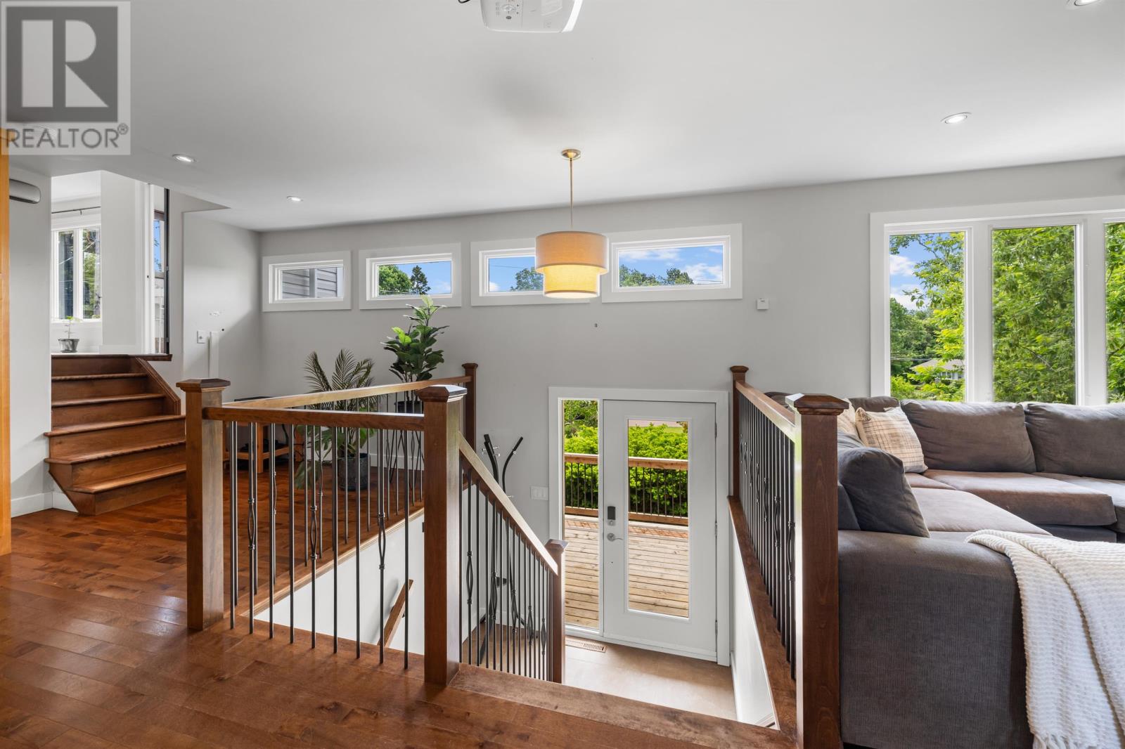 47 Admiral Street Property Photo 3