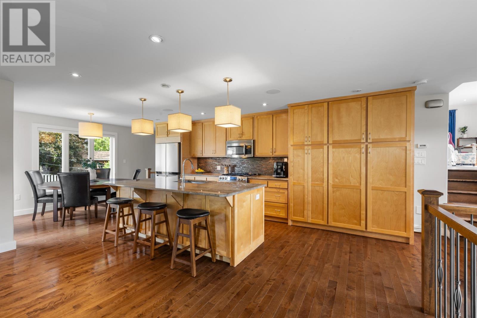 47 Admiral Street Property Photo 5