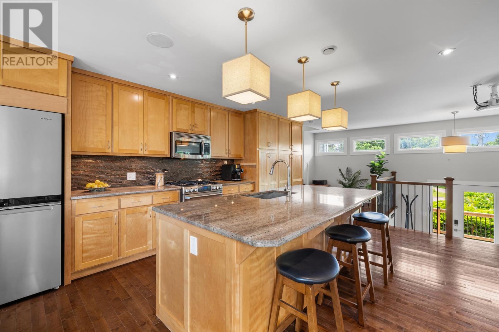 47 Admiral Street Property Photo 12