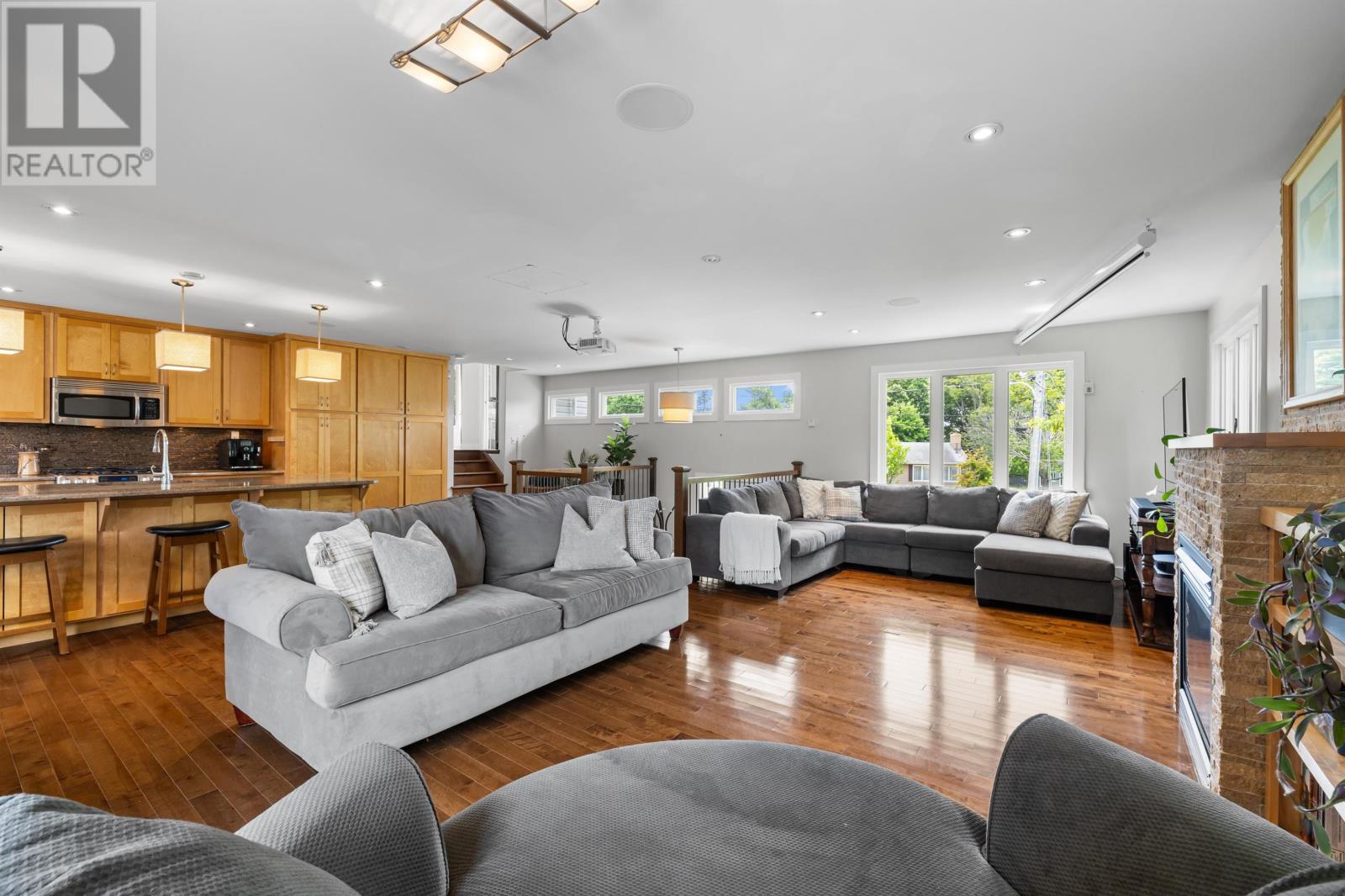 47 Admiral Street Property Photo 18