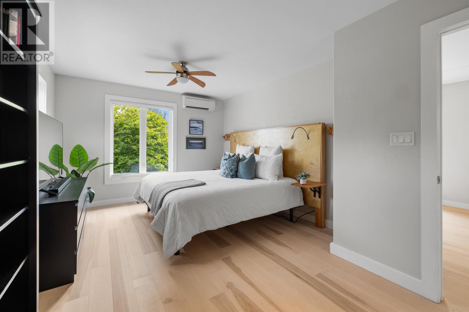 47 Admiral Street Property Photo 25