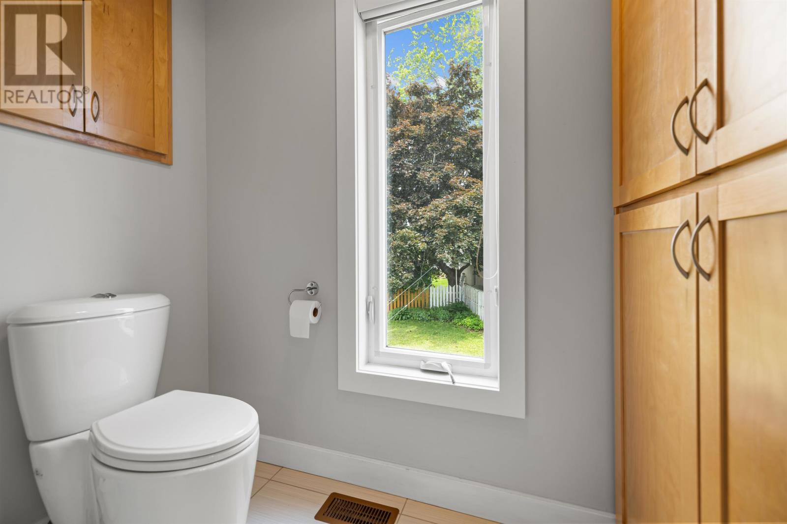 47 Admiral Street Property Photo 33