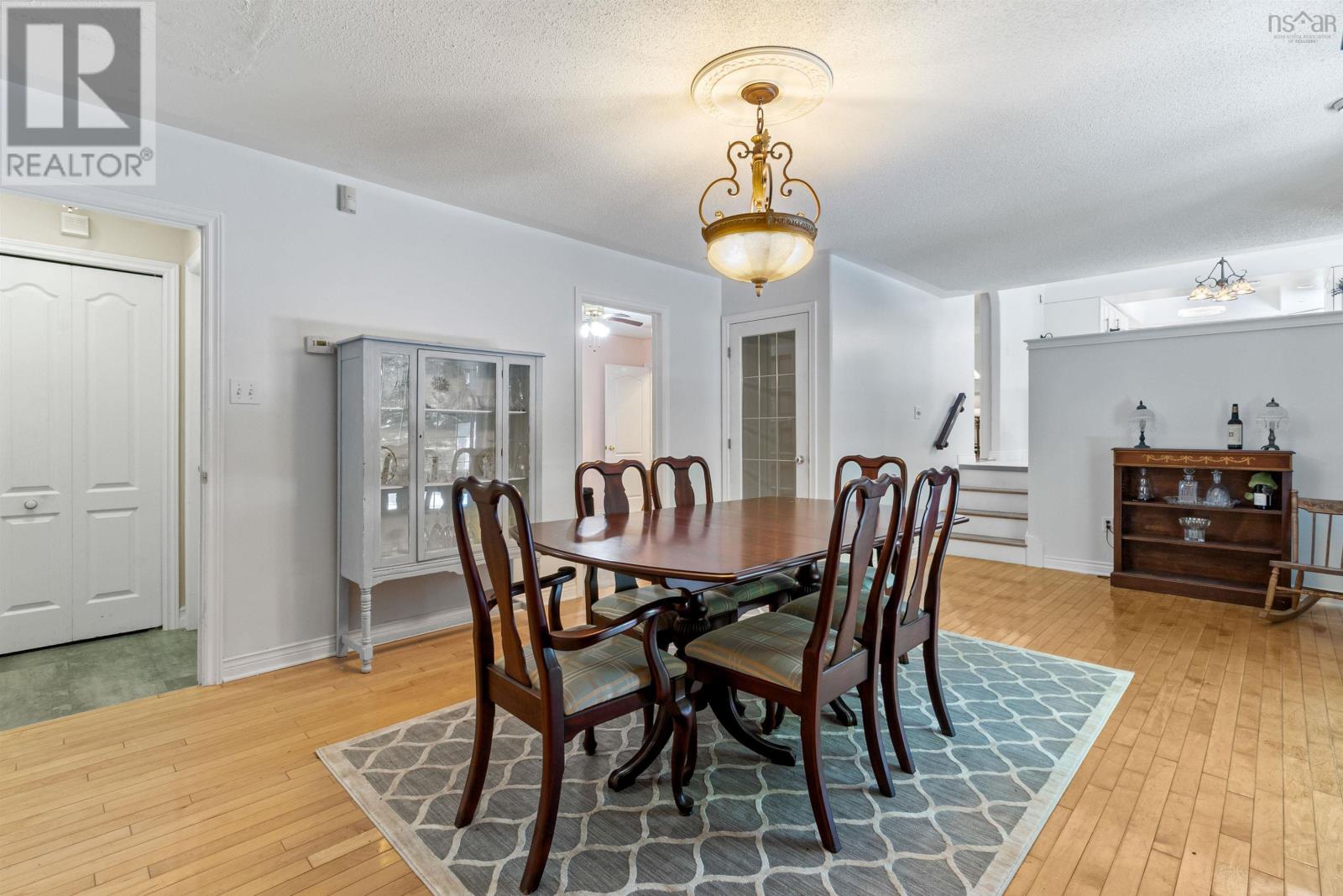 99 Stone Mount Drive Property Photo 15