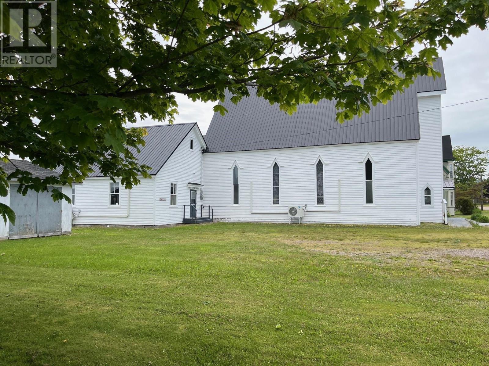 3606 Highway 209 Property Photo 1