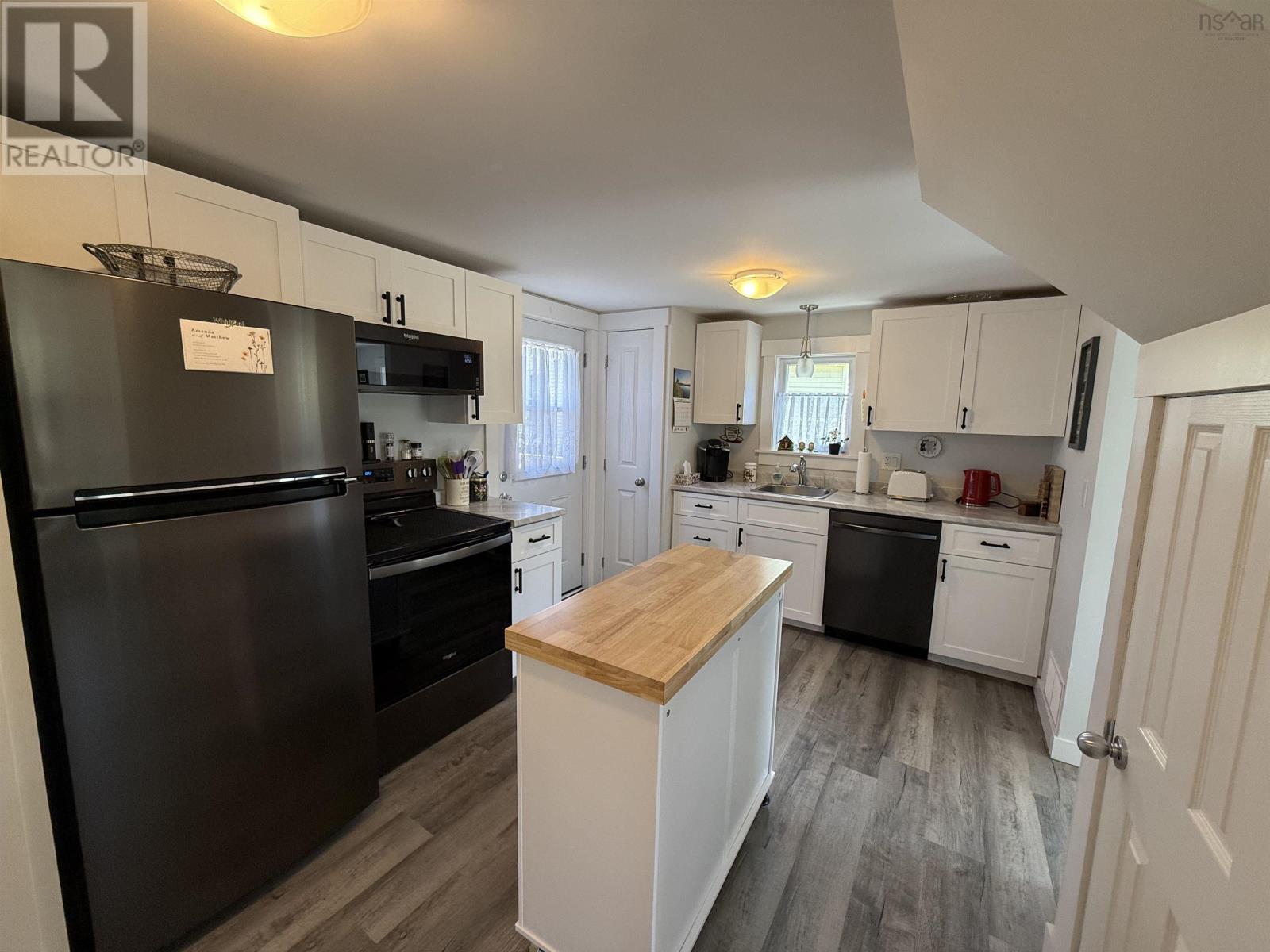 2005 East Prince Street Property Photo 5