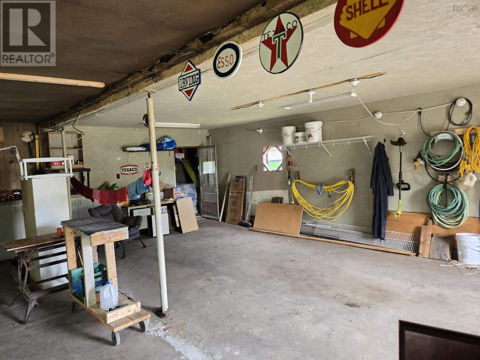 2005 East Prince Street Property Photo 18