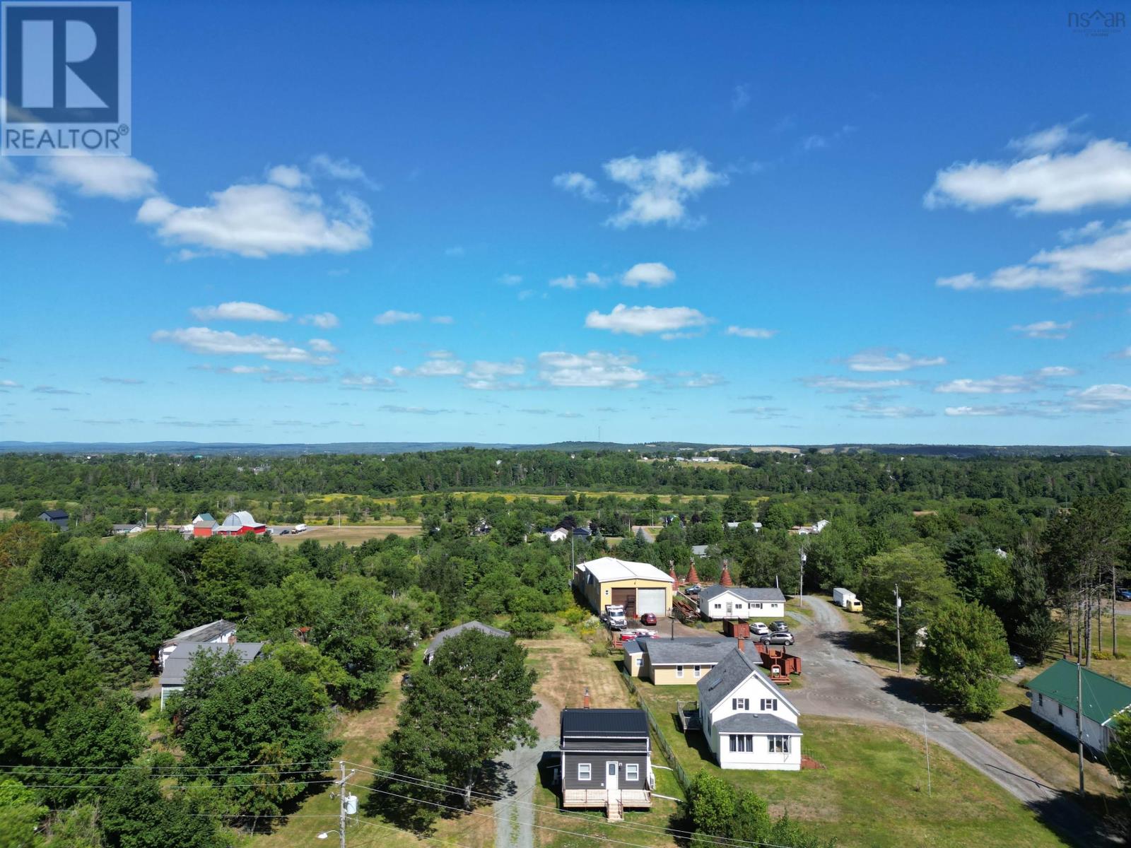 2005 East Prince Street Property Photo 23