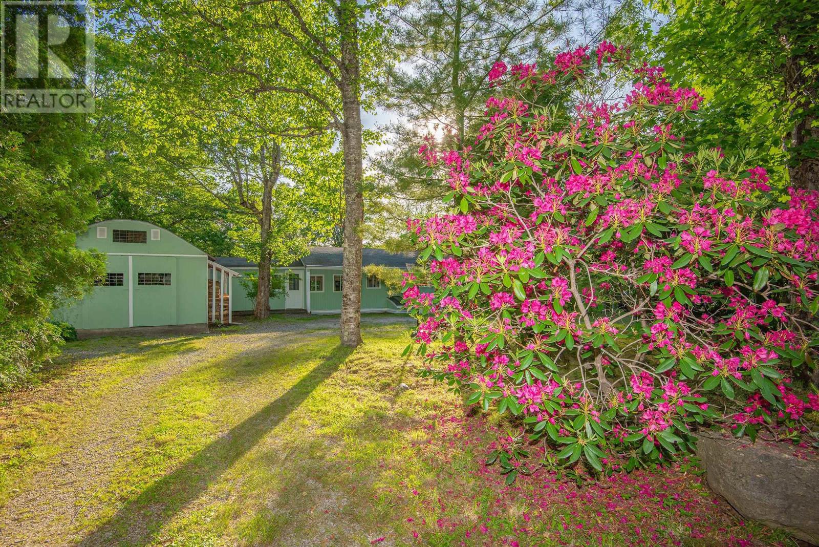 1521 Lake Annis Road Property Photo 5