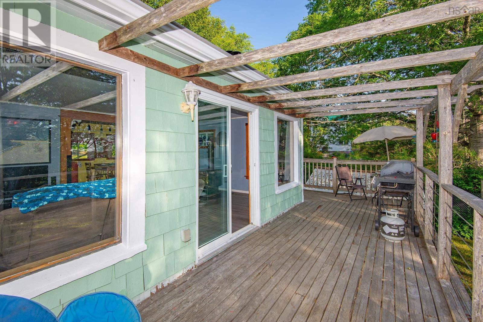 1521 Lake Annis Road Property Photo 8