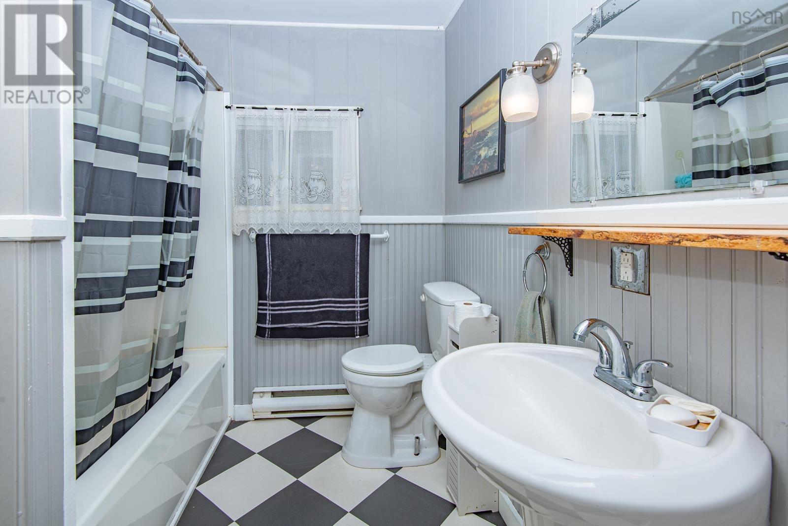 1521 Lake Annis Road Property Photo 30