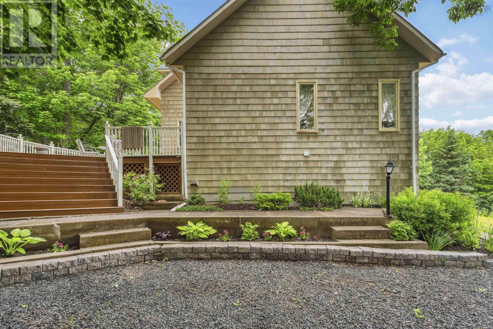 24 Annavista Heights Property Photo 7