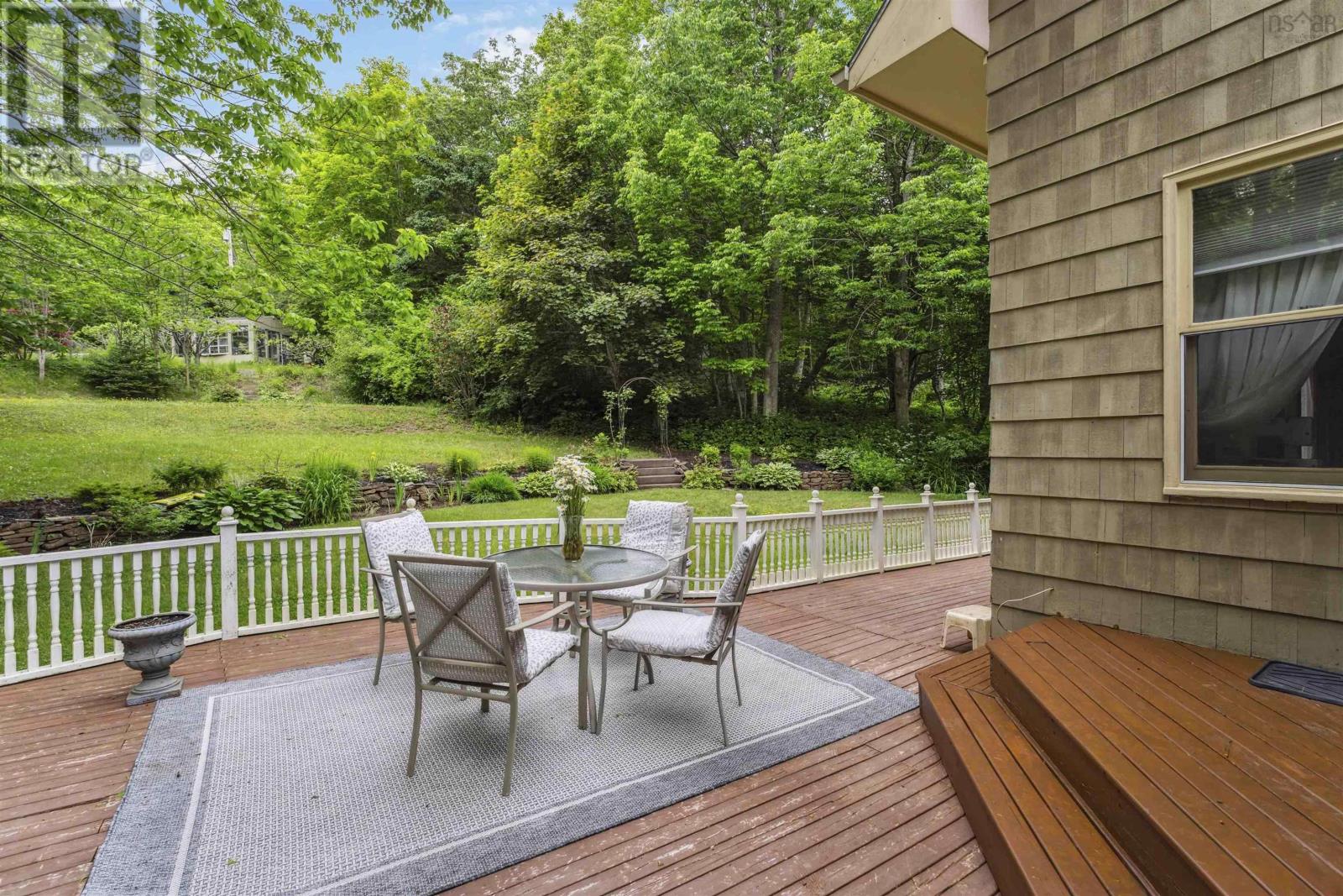 24 Annavista Heights Property Photo 11