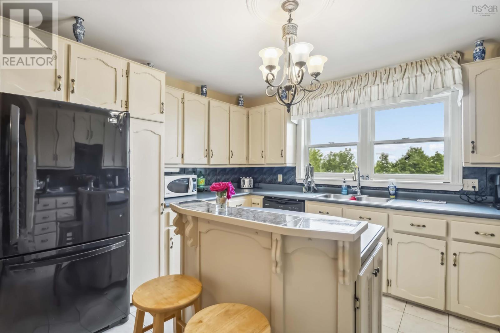 24 Annavista Heights Property Photo 21