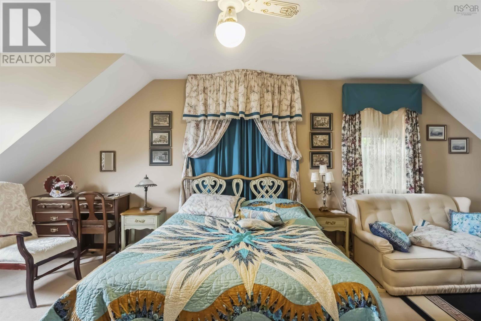 24 Annavista Heights Property Photo 29