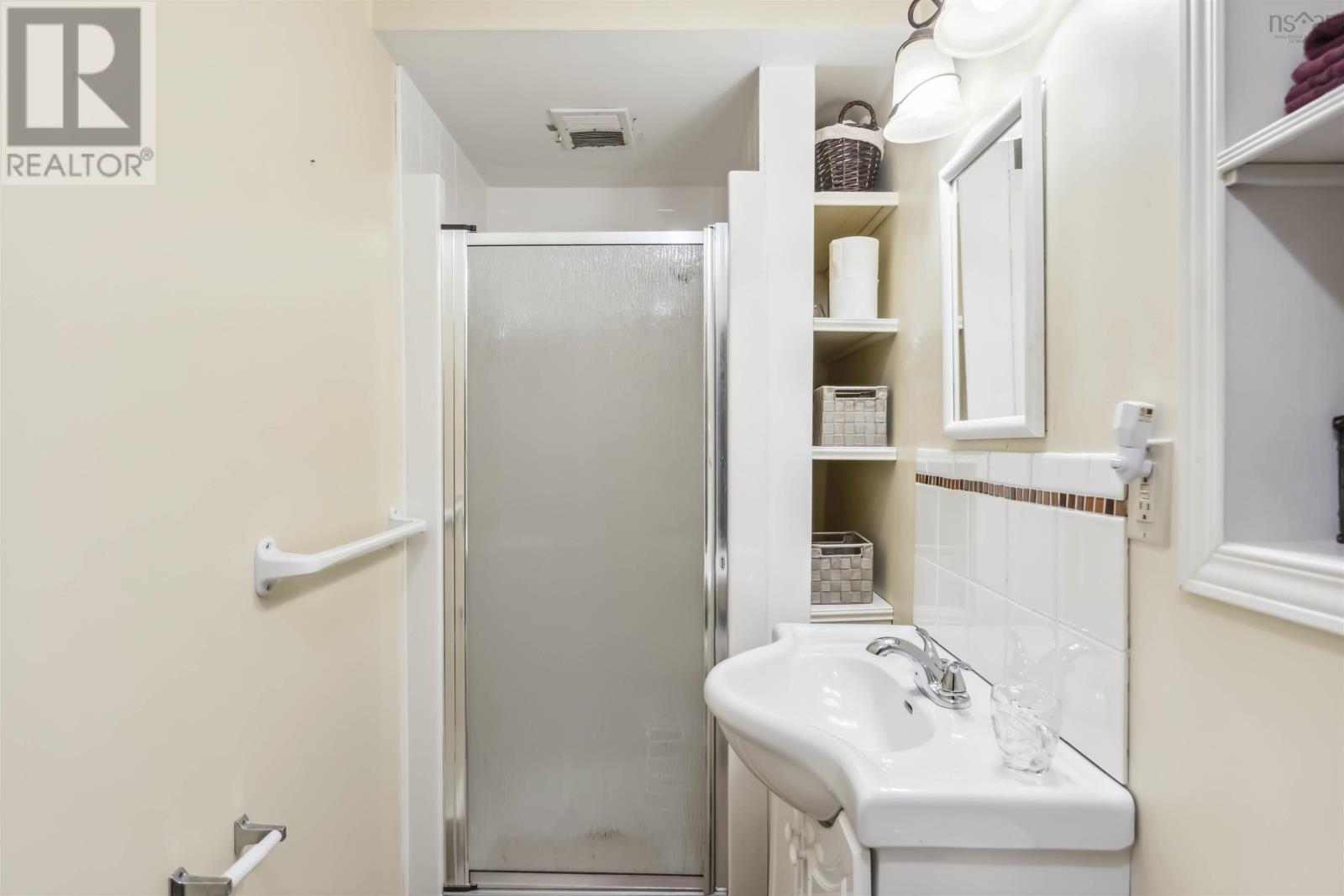 24 Annavista Heights Property Photo 34