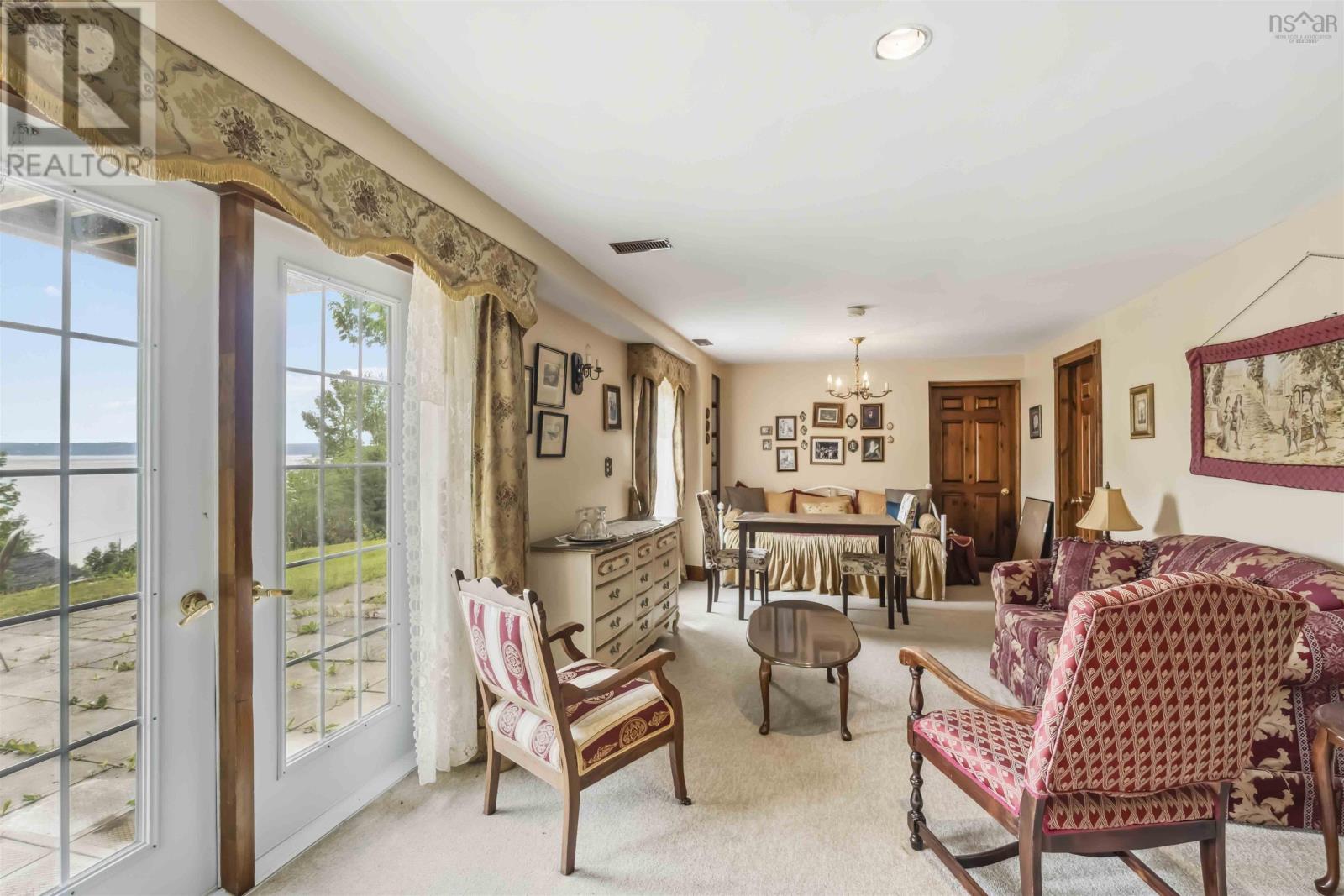 24 Annavista Heights Property Photo 35