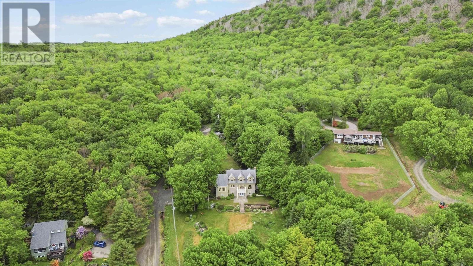 24 Annavista Heights Property Photo 42