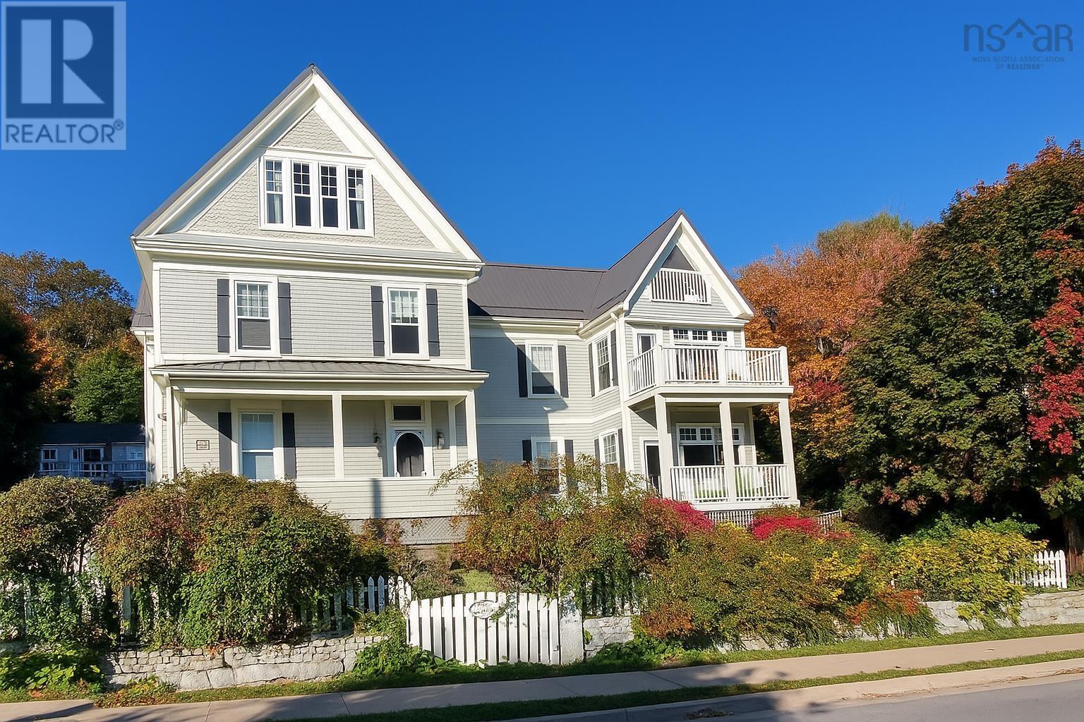123 Duke Street Property Photo 2