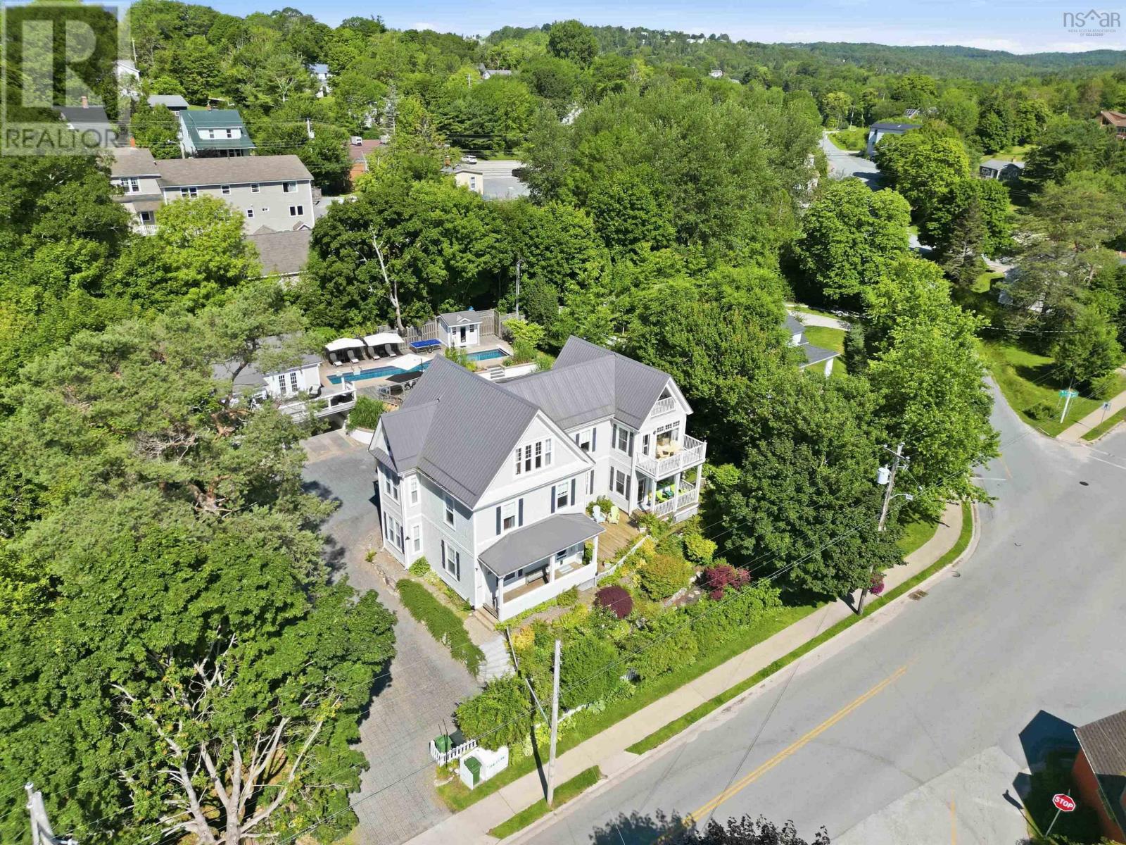 123 Duke Street Property Photo 16