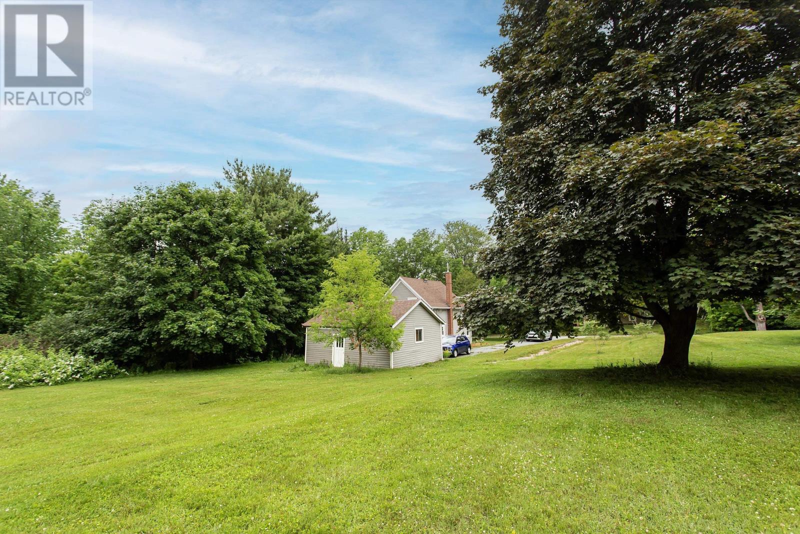 108 Cottage Street Property Photo 9