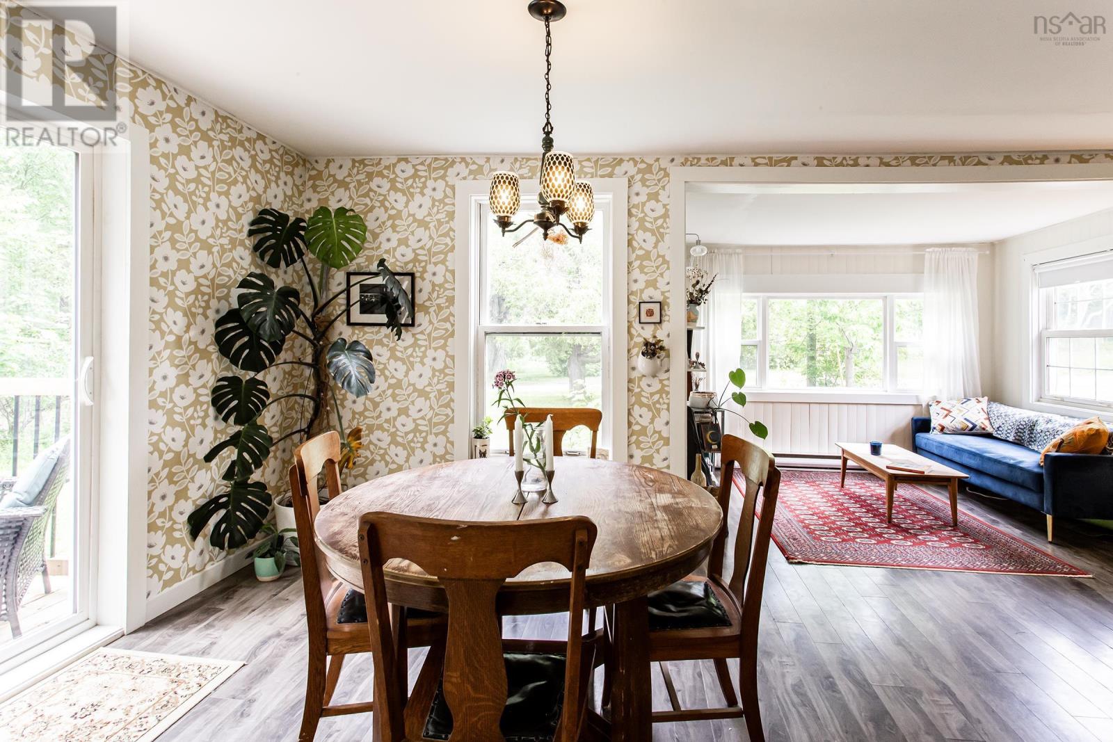 108 Cottage Street Property Photo 12