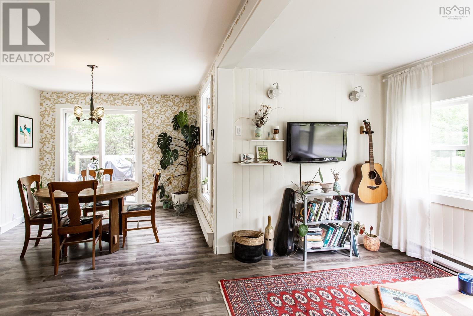 108 Cottage Street Property Photo 15