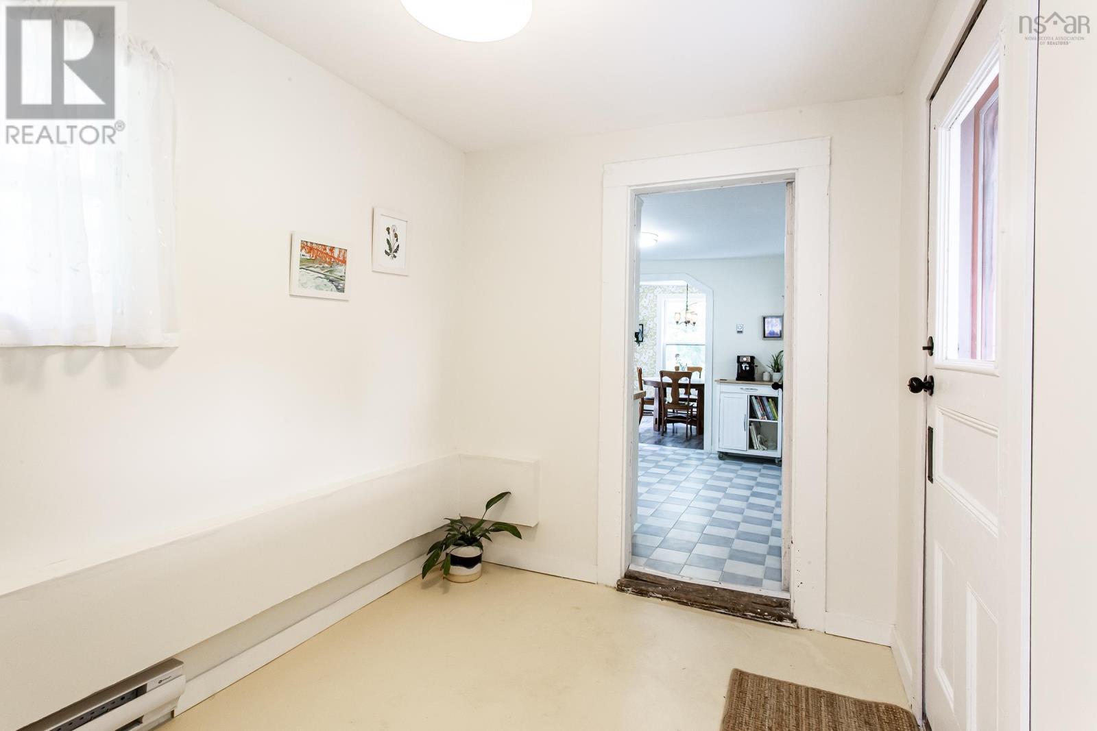 108 Cottage Street Property Photo 22