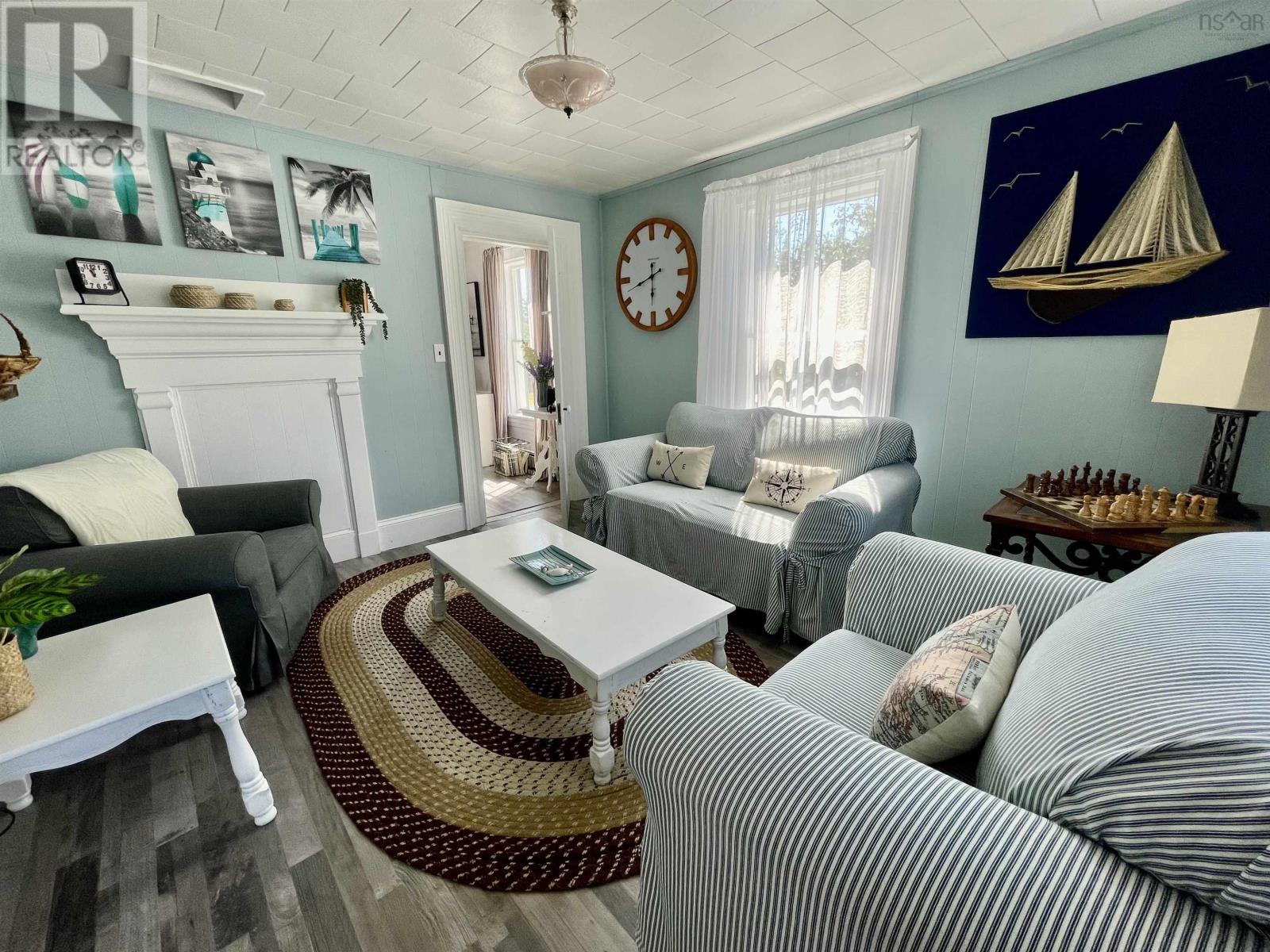 4847 Shore Road Property Photo 10