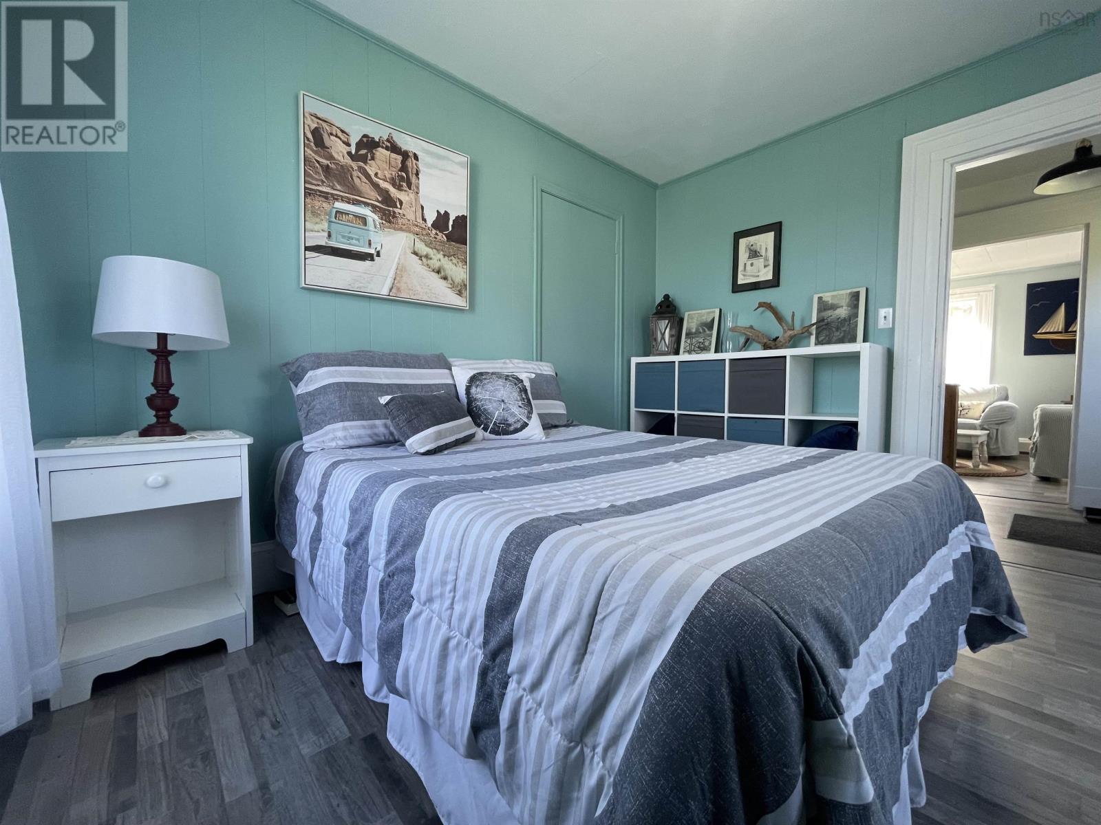 4847 Shore Road Property Photo 16