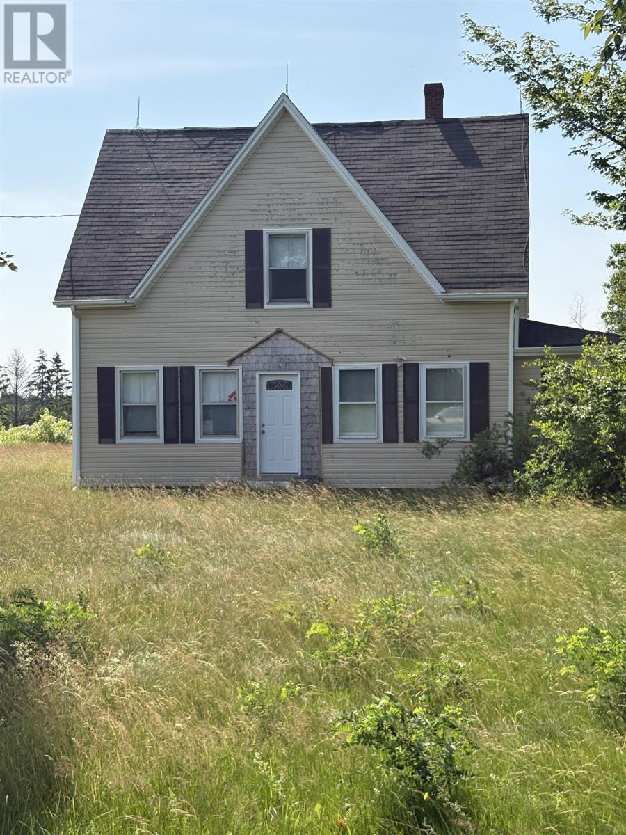 4664 Trans Canada Highway Property Photo 1