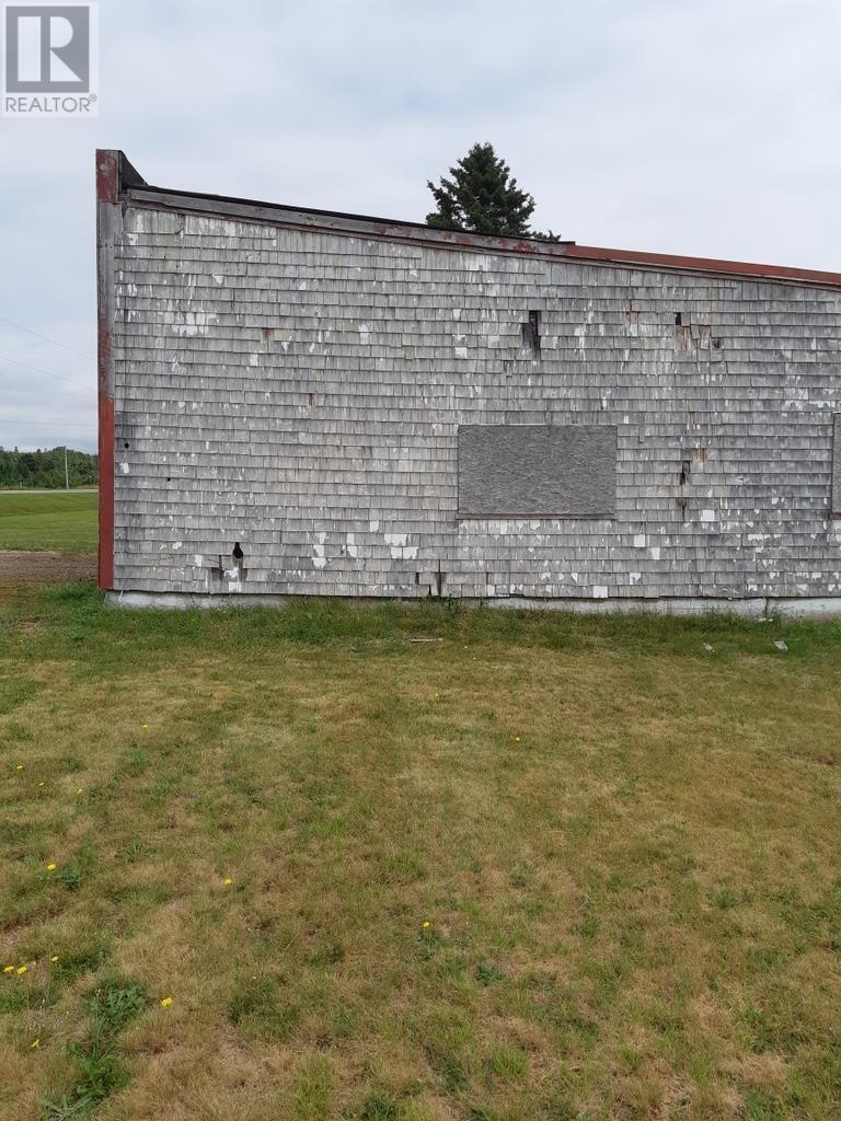 4664 Trans Canada Highway Property Photo 7