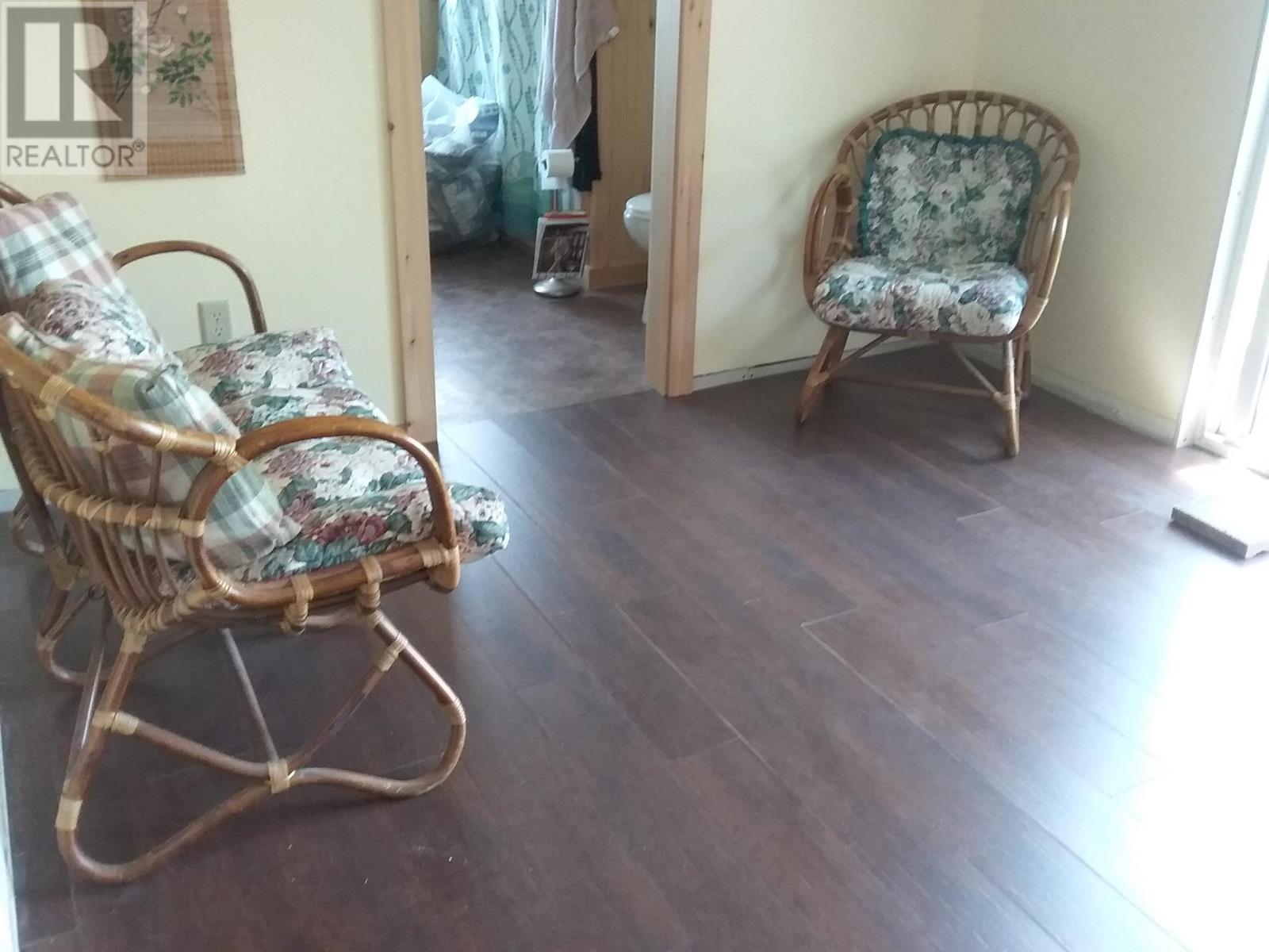 4664 Trans Canada Highway Property Photo 8