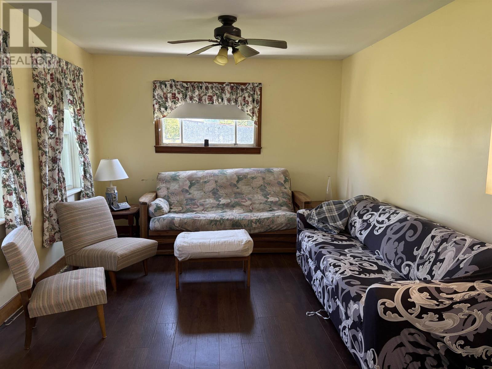 4664 Trans Canada Highway Property Photo 14