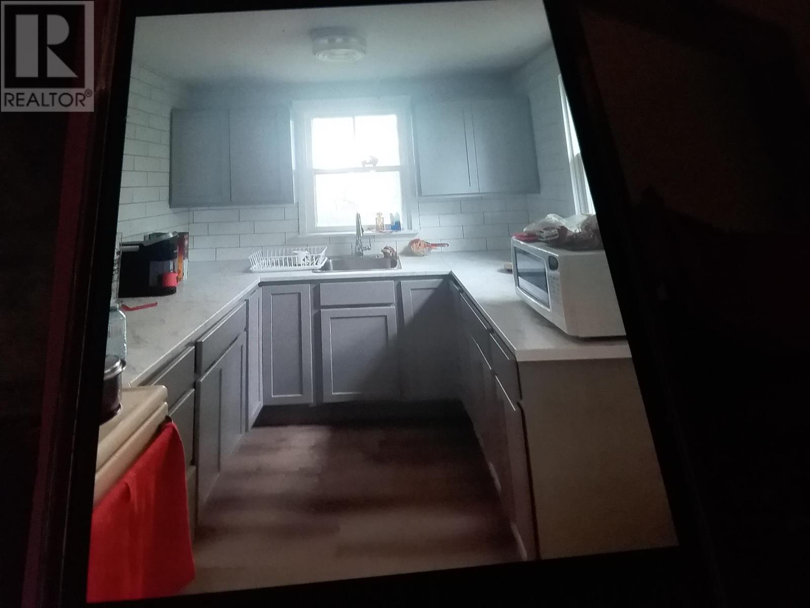 4664 Trans Canada Highway Property Photo 16