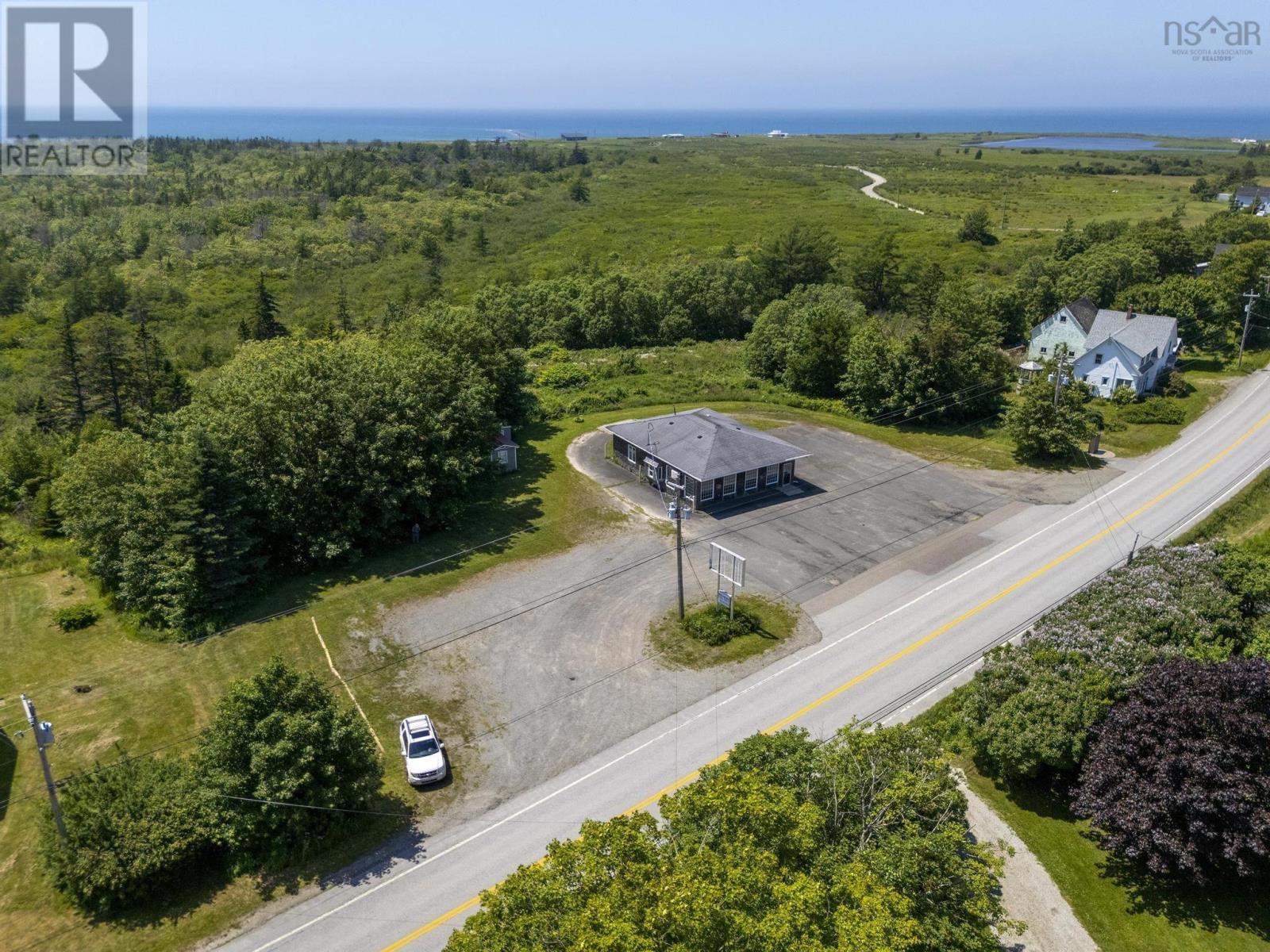 8837 Highway 1 Property Photo 11
