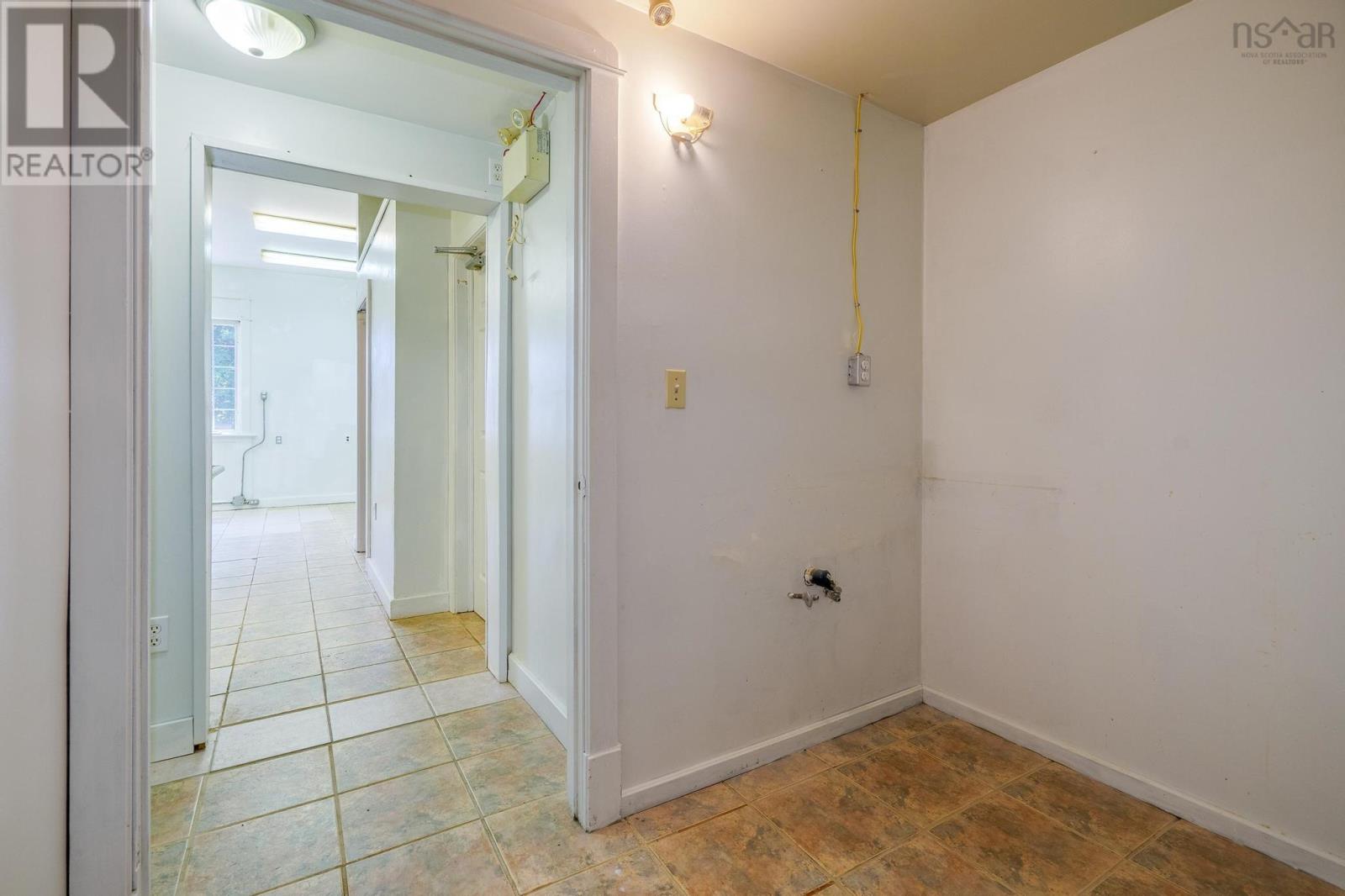 8837 Highway 1 Property Photo 42