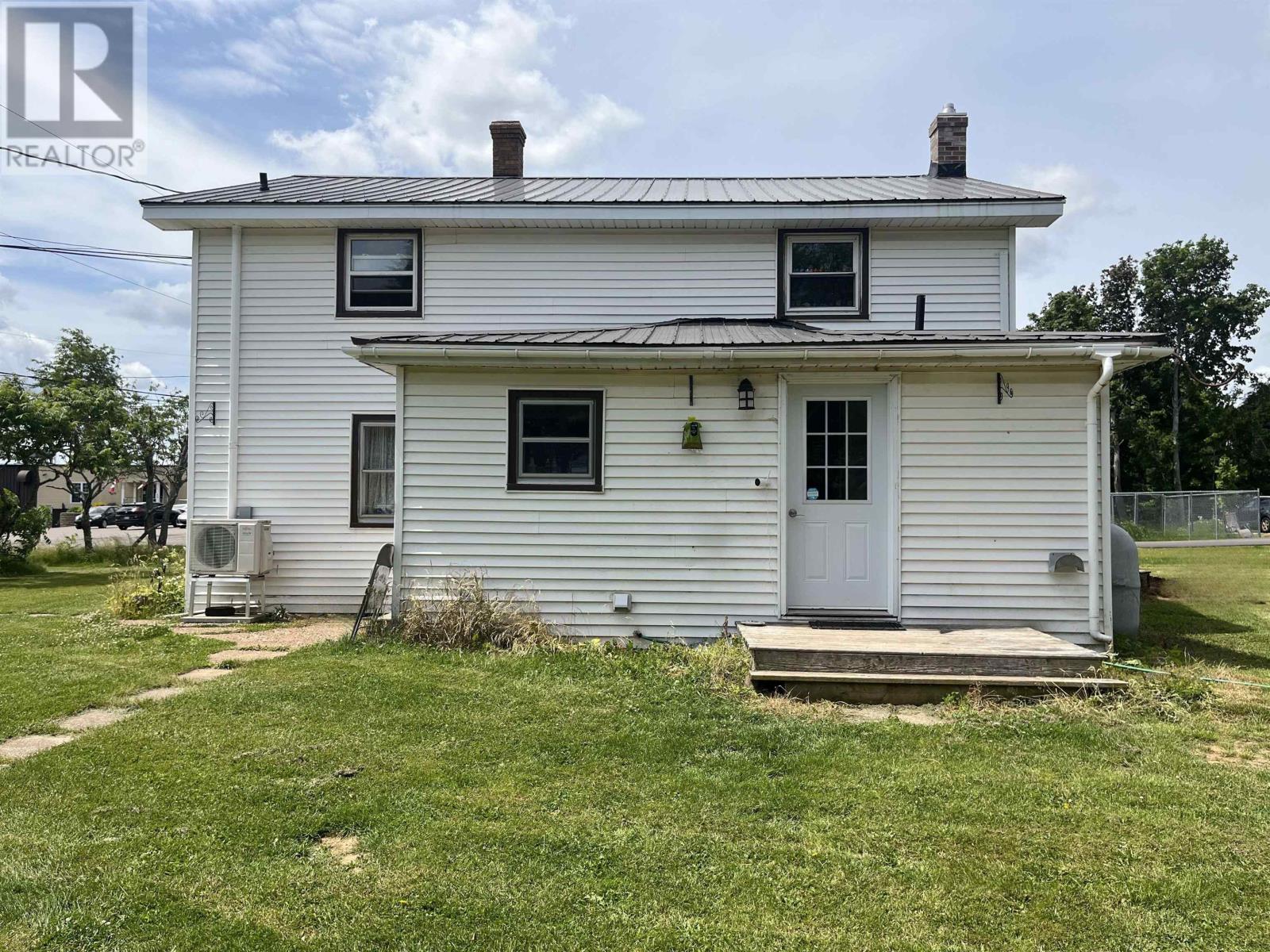 28 Central Street Property Photo 3