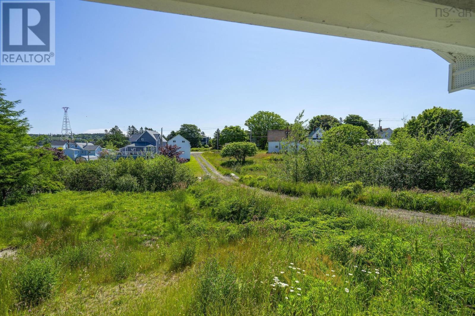 18 Outhouse Lane Property Photo 5