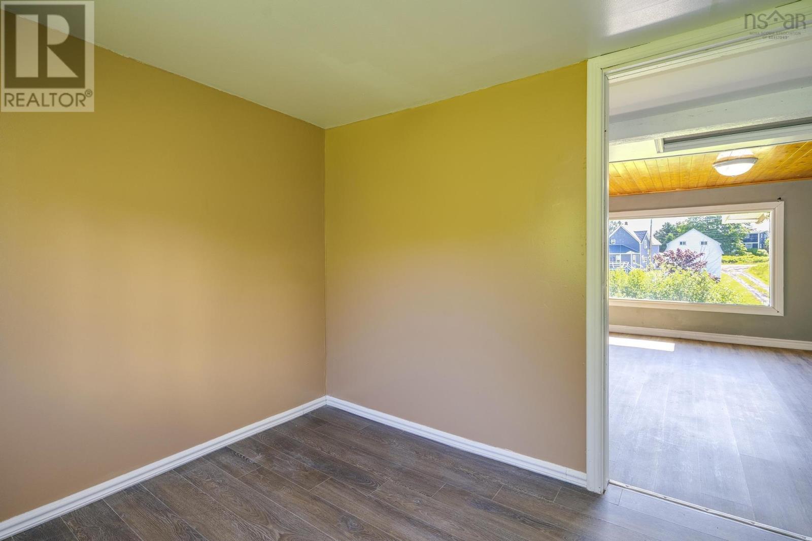 18 Outhouse Lane Property Photo 18