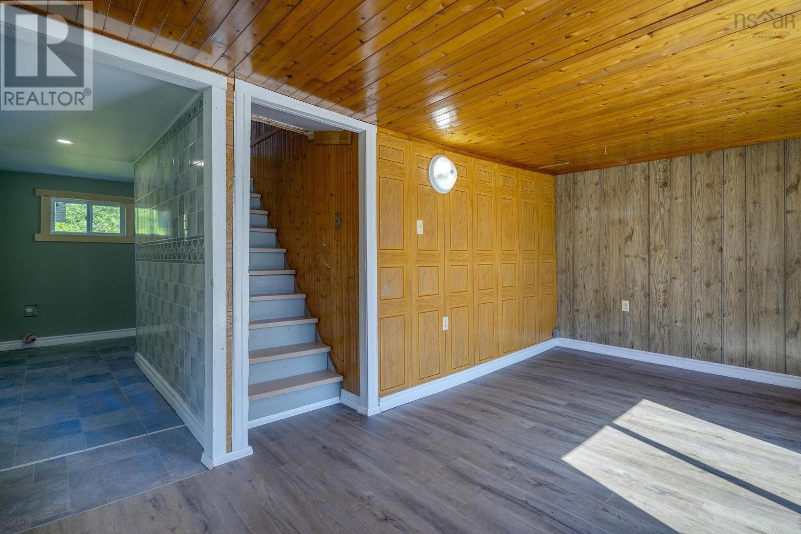 18 Outhouse Lane Property Photo 19